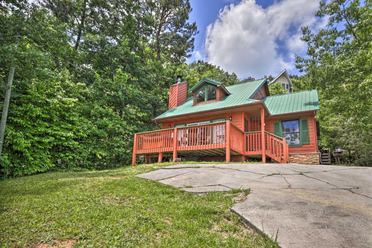 Gatlinburg Chalet Hot Tub, Sauna And Mountain View Eksteriør bilde
