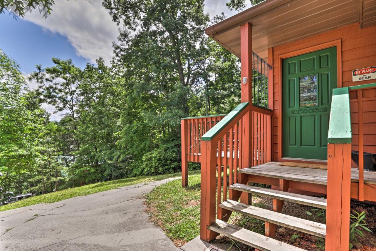 Gatlinburg Chalet Hot Tub, Sauna And Mountain View Eksteriør bilde